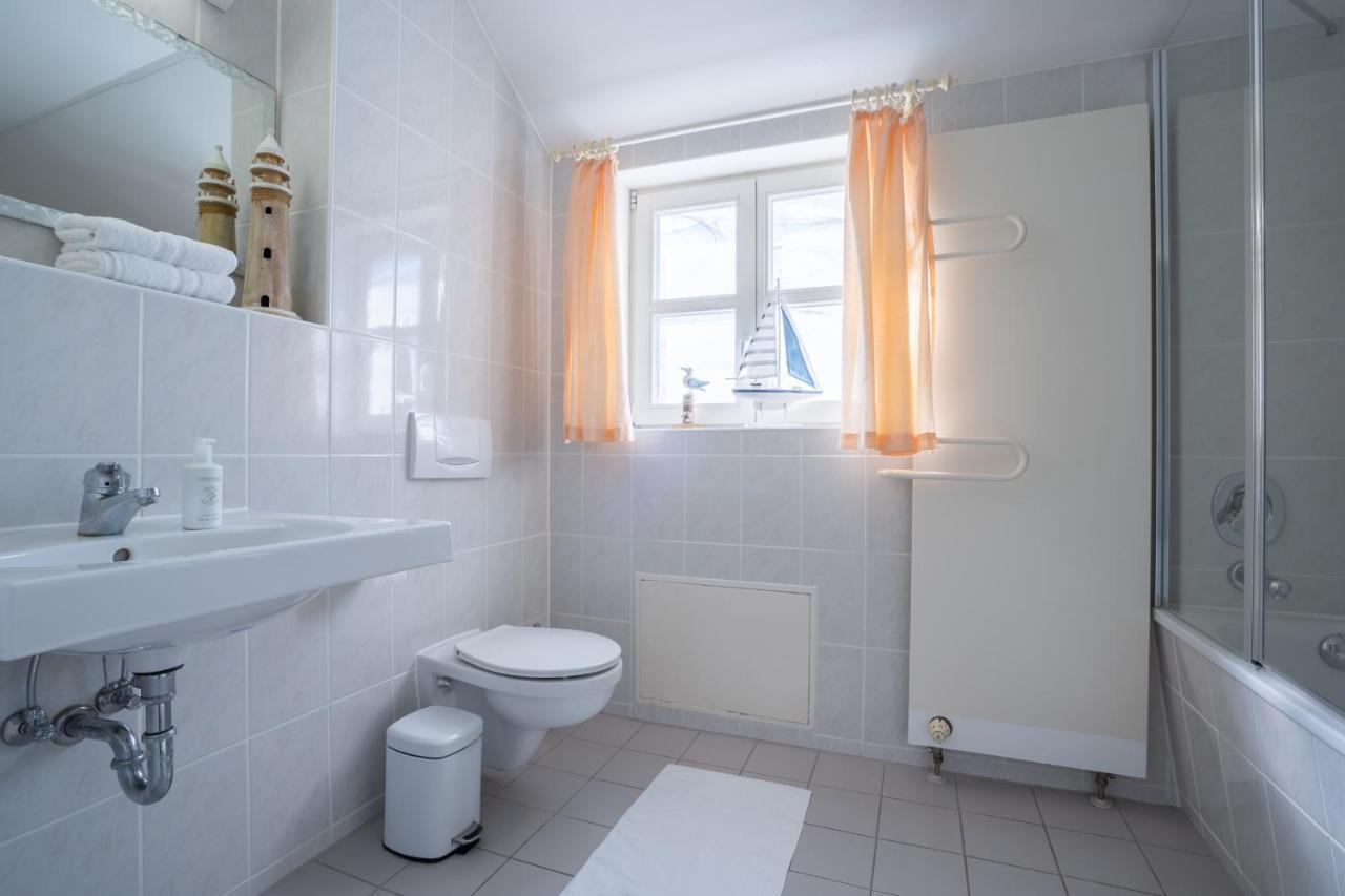 Feriendorf Rugana - Komfort Appartement Mit 1 Schlafzimmer A18 Dranske Ngoại thất bức ảnh